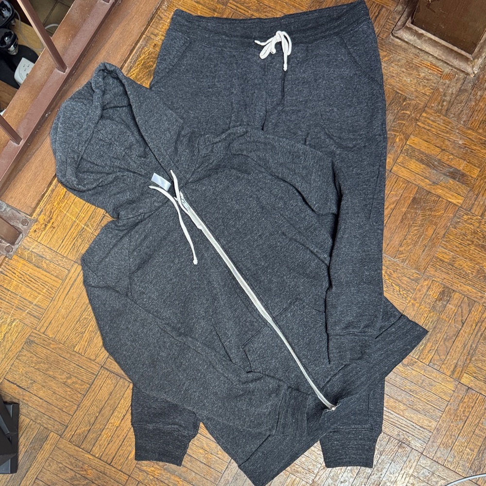 Alternative Gray Hoodie and Sweatpants Set
